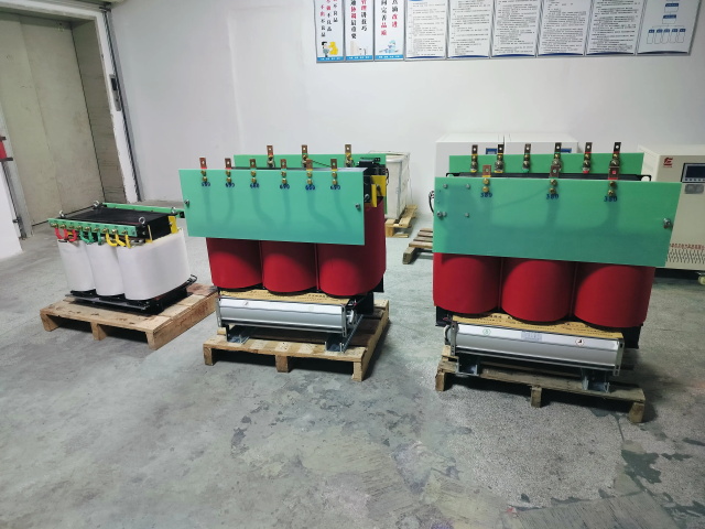 红岗KS11-1000KVA矿用变压器